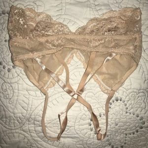 Lace crossback bra